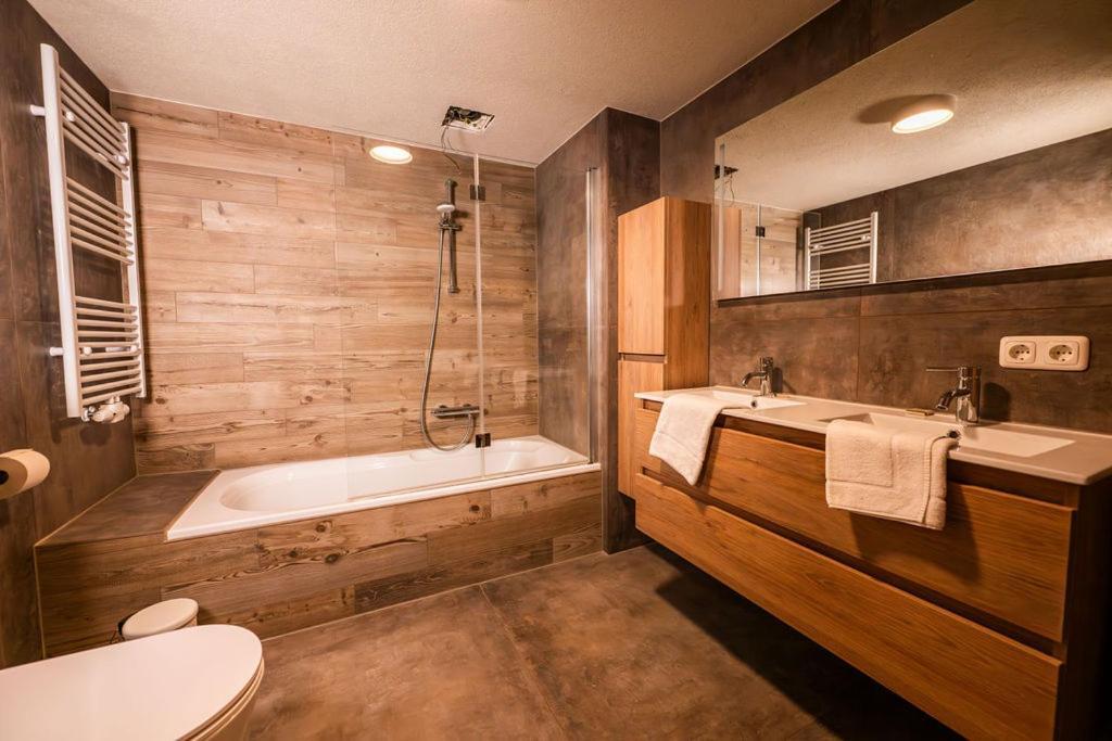 Chalet Zur Rose Berwang Exterior foto